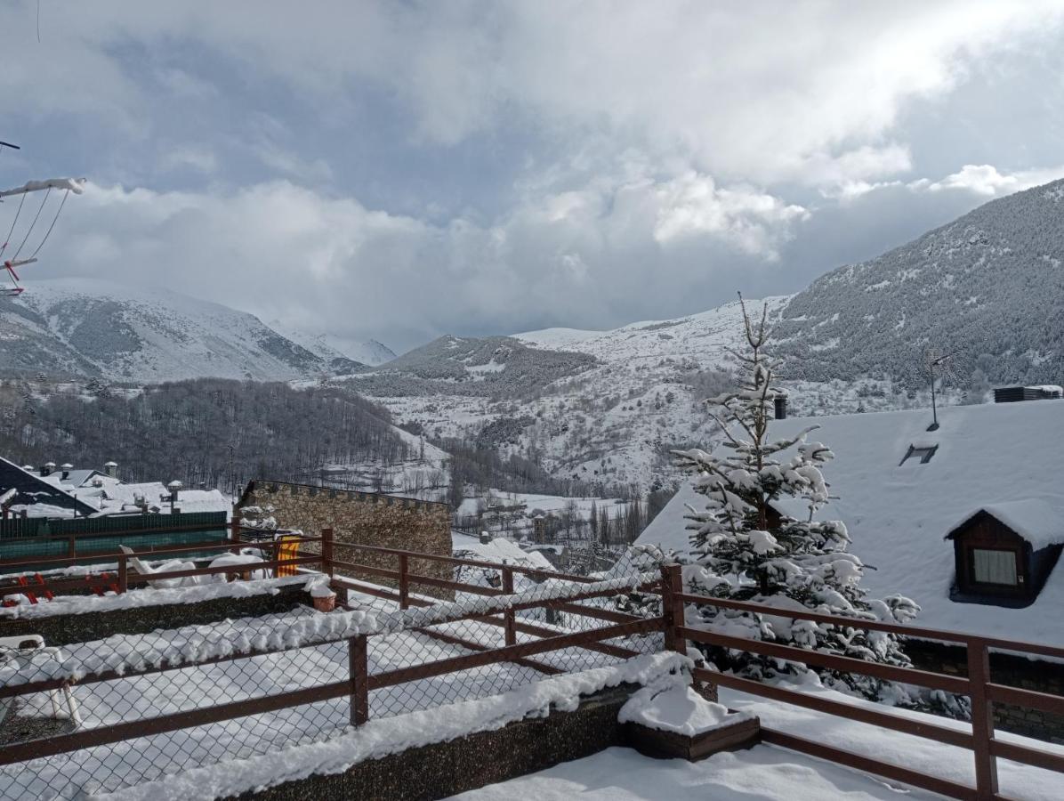 Apartamento Con Terraza Y Vistas Panoramicas En Tauell エクステリア 写真
