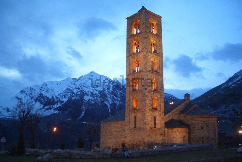 Apartamento Con Terraza Y Vistas Panoramicas En Tauell エクステリア 写真