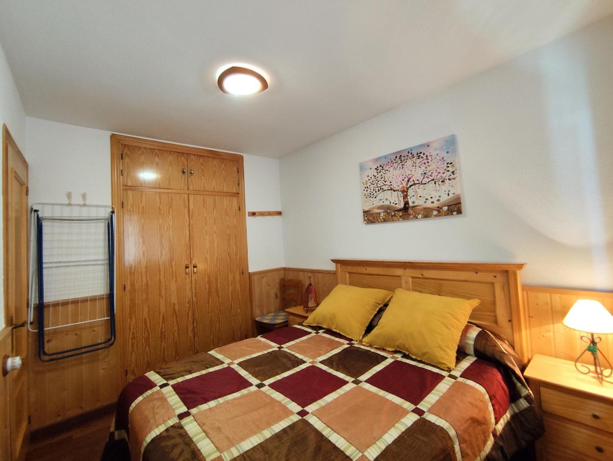 Apartamento Con Terraza Y Vistas Panoramicas En Tauell エクステリア 写真